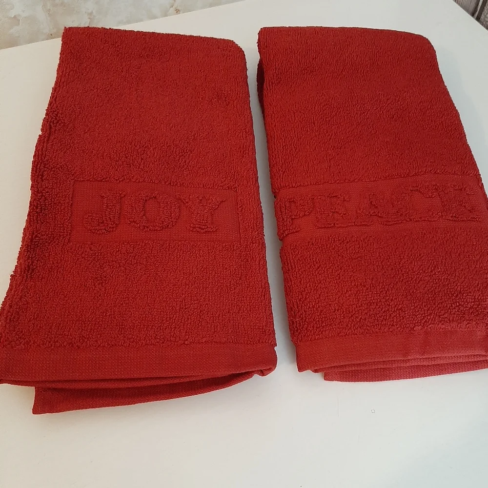 *Pottery Barn Cardinal Red Joy Peace Guest Towels - Set of 2 Towels